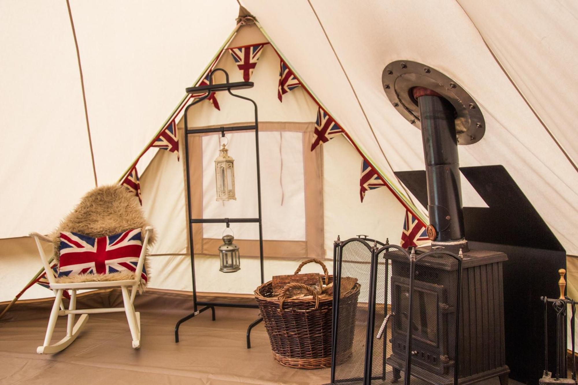 Hotel Camp Kátur Glamping Carthorpe Esterno foto